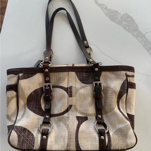 Coach tote with brown and white - Picture 1 of 7